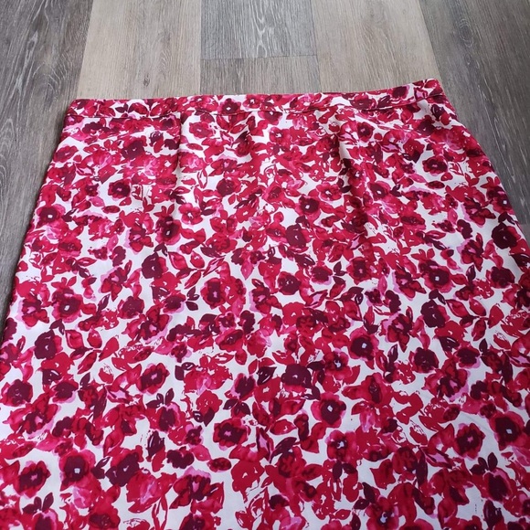 ππHPπππππBeautiful skirt - Picture 7 of 16